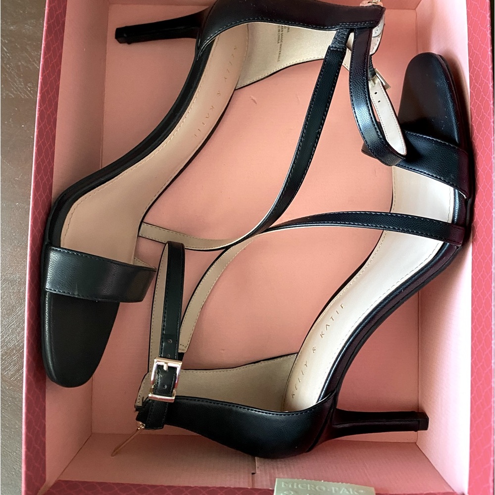 Heeled ankle strap sandals